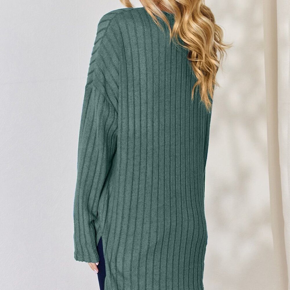 NWT Basic Bae Full Size Ribbed Half Button Long Sleeve High-Low T-Shirt - Picture 4 of 4